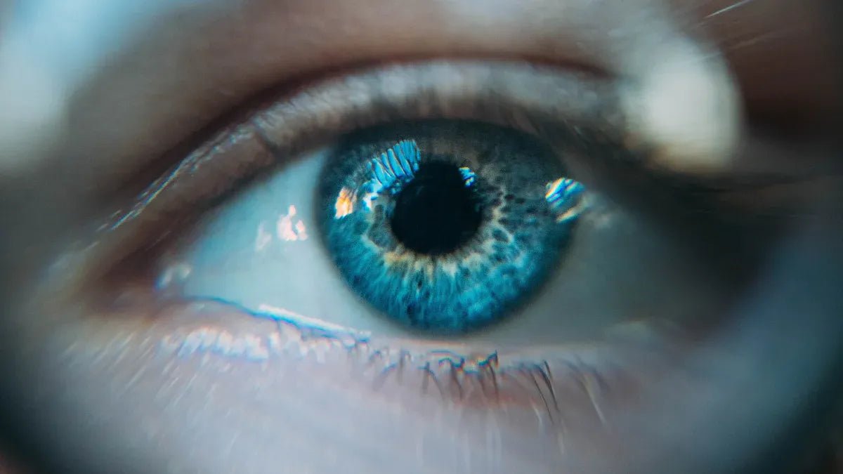 What Is Lutein Eye Spray and How Does It Support Vision Health - PhiFinery