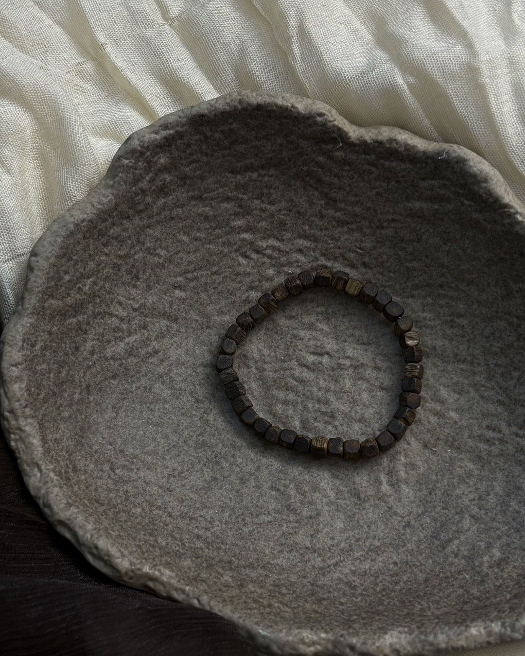 At One’s Leisure Bracelet – Green Aquilaria