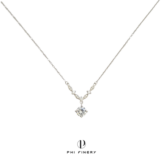 Victory Laurel Solitaire Necklace