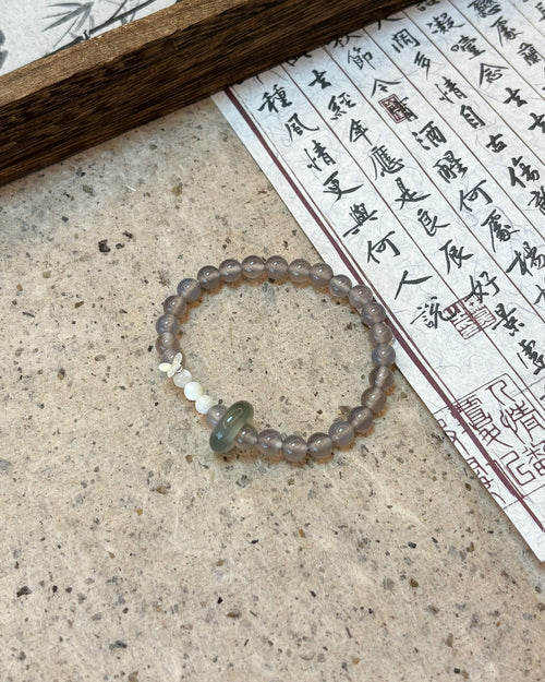 The Silverwing Mist Bracelet – Grey Agate, Turban Shell & Sterling Silver