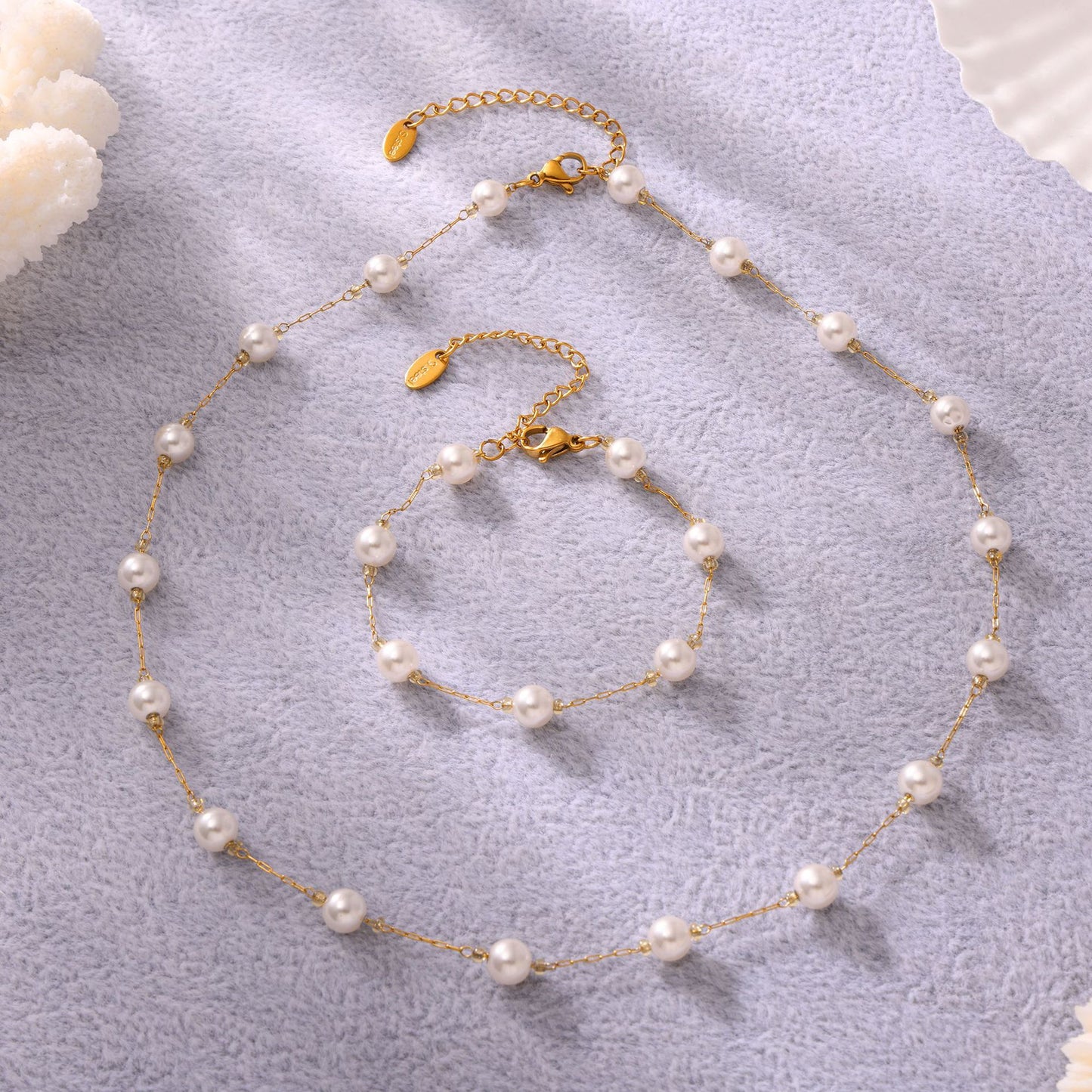 Dainty Station Pearl Chain Set