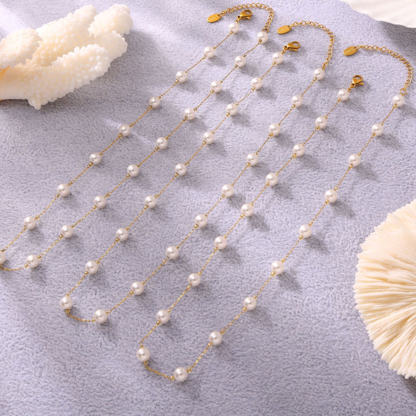 Dainty Station Pearl Chain Set