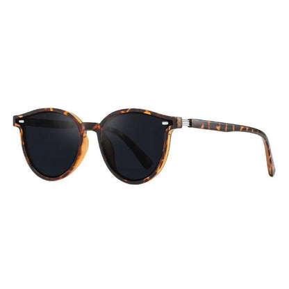 Phifinery Jovie - Black frame gray film