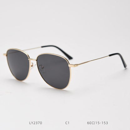 Phifinery Mira - Gold frame gray lens